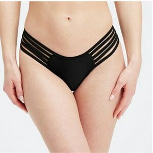 Fabletics size Large‎ strappy bikini bottoms in Black